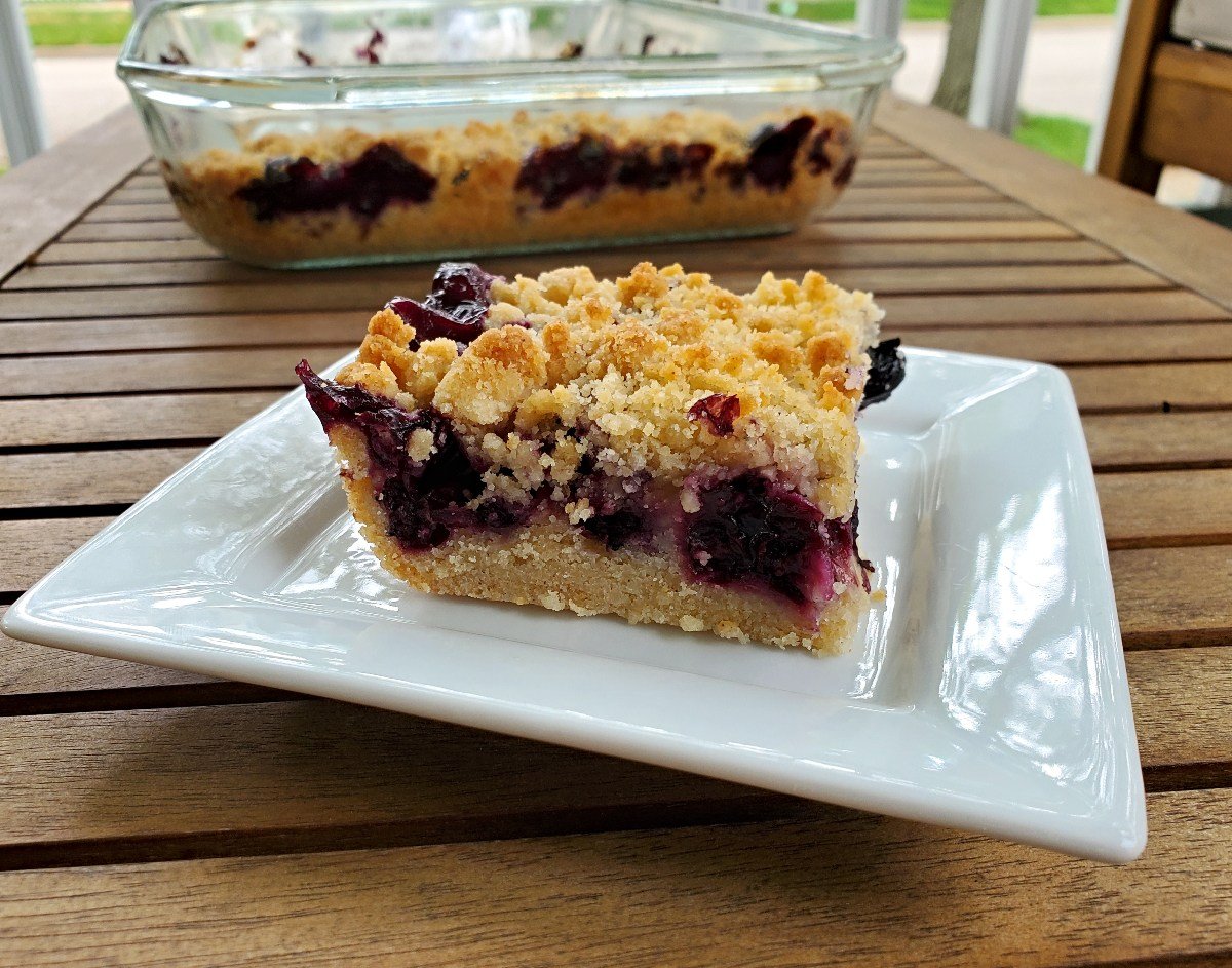 Blueberry Crumble Bars with Streusel Topping Recipe