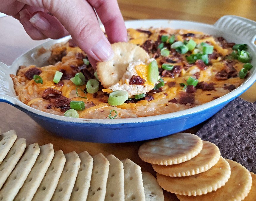 Hot Bacon Cheddar Dip: A Simple And Delicious Appetizer You'll Love