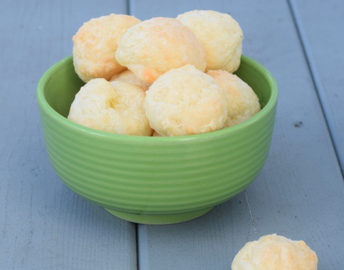 Brazilian Cheese Bread (Pao de Queijo) Recipe - Little Puffs of Heaven