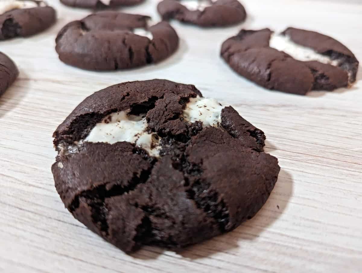 Chewy Marshmallow Cookies Recipe: Rich S'mores Flavor