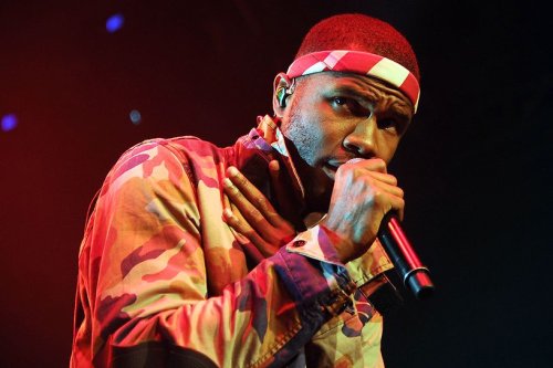 Frank Ocean's "Blonde" Album Is Number 1 on iTunes, But a Mess in All Other Respects