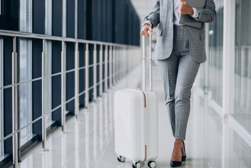 How Road Warriors Stay Sane on Constant Work Trips | Flipboard