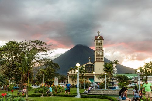 Active Volcano, Thriving Wildlife—Costa Rica Makes No Sense Until You Visit | Flipboard
