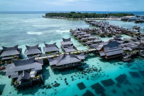 I Went Island Hopping in Sabah — But This Floating Village Stole the Show From Every Beach | Flipboard