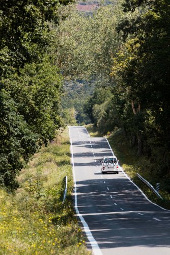 You Don't Have to Suffer Through Long Drives Anymore With These 5 Game-Changing Road Trip Hacks | Flipboard