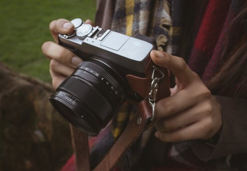 Is a Mirrorless Camera Actually Worth It Over an SLR? | Flipboard