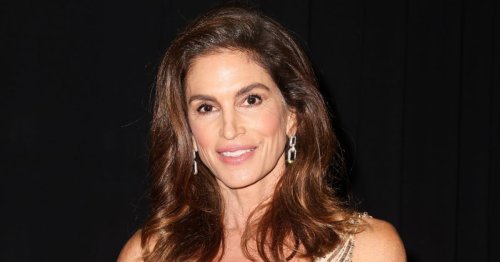 Supermodel Cindy Crawford Proves Her Timelessness With Throwback Bikini ...