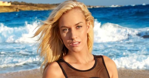 9 Stunning Photos of Golf Influencer Paige Spiranac in Aruba | Flipboard