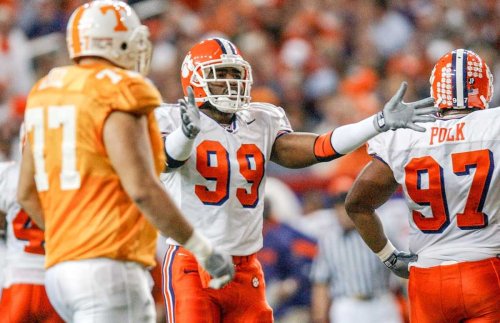 Tigers Set to Face 'Explosive' Tennessee Offense