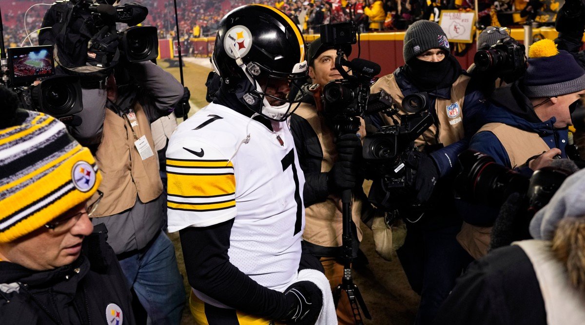 Ben Roethlisberger Reflects on Season, Career After Likely Final Game With Steelers
