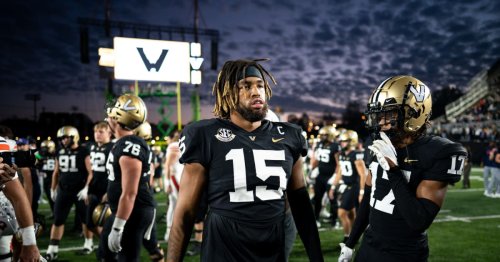 Auburn offered former Vanderbilt defensive end Nate Clifton