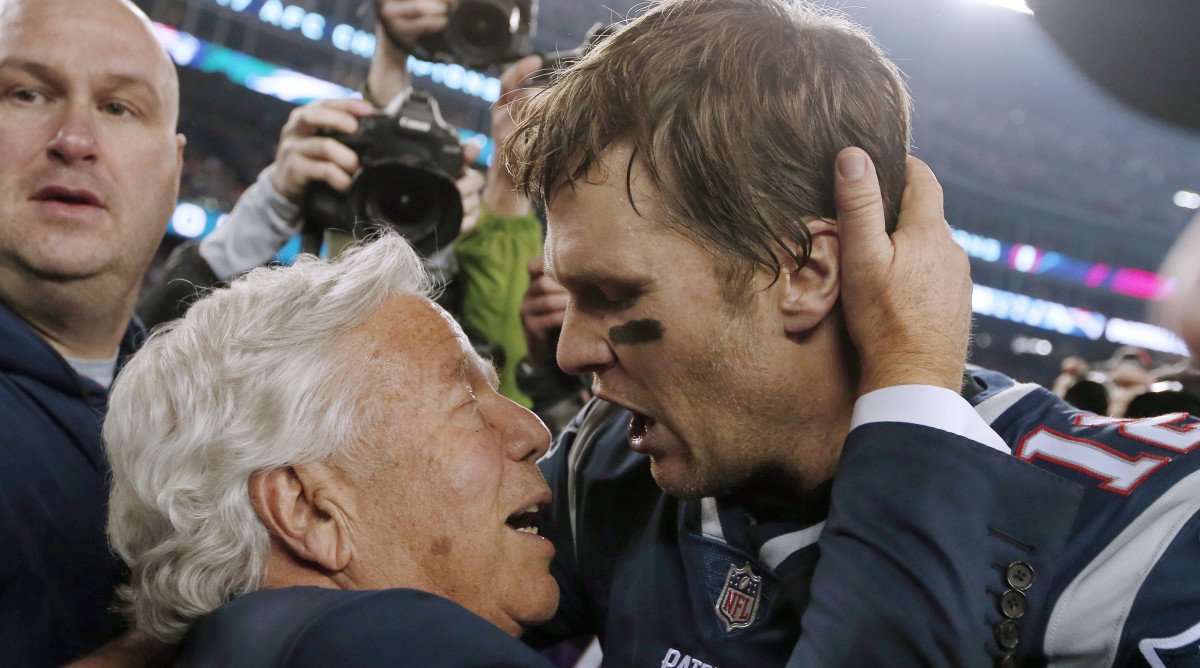 Patriots Owner Robert Kraft Congratulates Tom Brady on Career