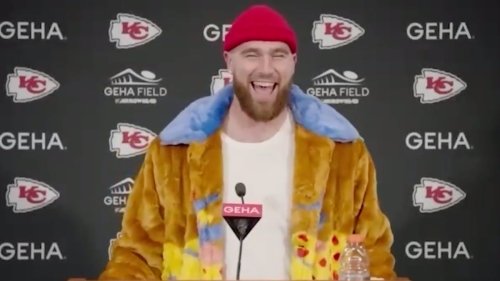 Travis Kelce Gets Interviewed by Mom After Chiefs Beat Steelers: ‘She’s the Best’