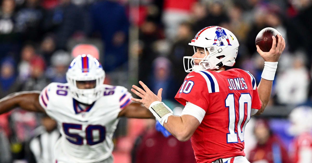 Miami Dolphins Beat New England Patriots, Wear Insanely Nice Throwback  Uniforms