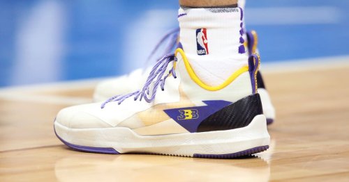 Lakers Blame Lonzo Ball's Sneakers for Injuries