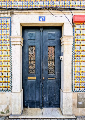 What's Behind Door Number 3? Find out on this Lisbon Walk