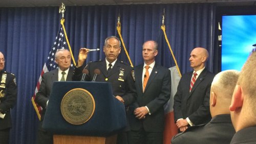NYPD: Officers used anti-OD spray to save two lives in 16 hours on Staten Island