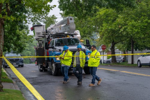 Terrifying lightning strike shakes Staten Island home, melts asphalt and ignites fires in the street