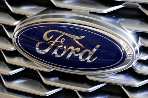 Ford issues recall over engine fire risk, urging drivers to park vehicles outdoors
