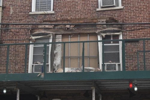 Partial building collapse on Staten Island prompts response from FDNY, vacate order