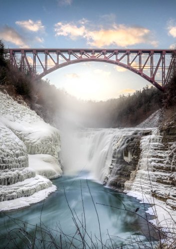 See Upstate NY waterfalls frozen in time, thanks to chilling temps