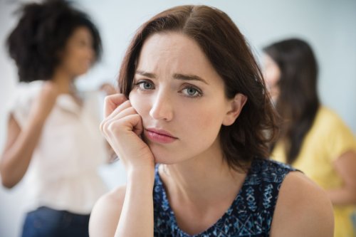 Dear Abby: Why do guys want to kiss but not have a relationship? I keep meeting the wrong ones.