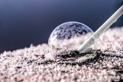 Gefrorene Seifenblasen fotografieren – ein Erfahrungsbericht