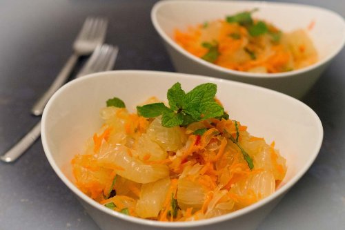 Pomelo Salat mit Minze – Salat mal anders