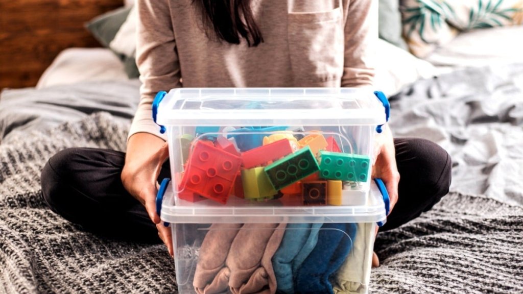 Decluttering Tips - cover