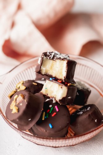 You Just Need 3 Ingredients to Make Frozen Chocolate-Covered Bananas