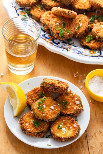 We Bet You Can’t Stop Eating These Crispy Fried Zucchini