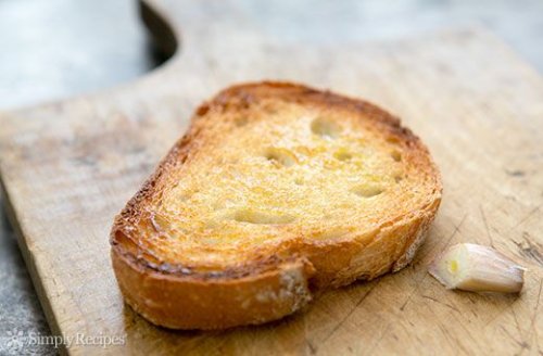 Weeknight Dinner Fatigue? Easiest Ever Garlic Bread to the Rescue!