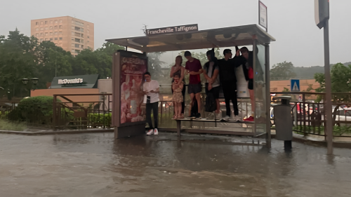 Les images impressionnantes de Lyon sous les eaux après des pluies diluviennes