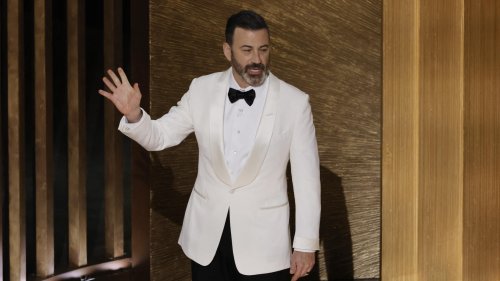 En ouverture des Oscars, Jimmy Kimmel n’y est pas allé de main morte sur la gifle de Will Smith