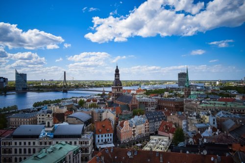 Baltic States and Poland Now Turning Away All Tourists From Russia