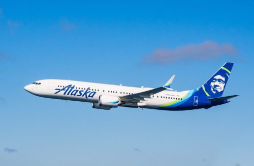 Alaska Airlines Pauses Flights Nationwide Due to IT Issue