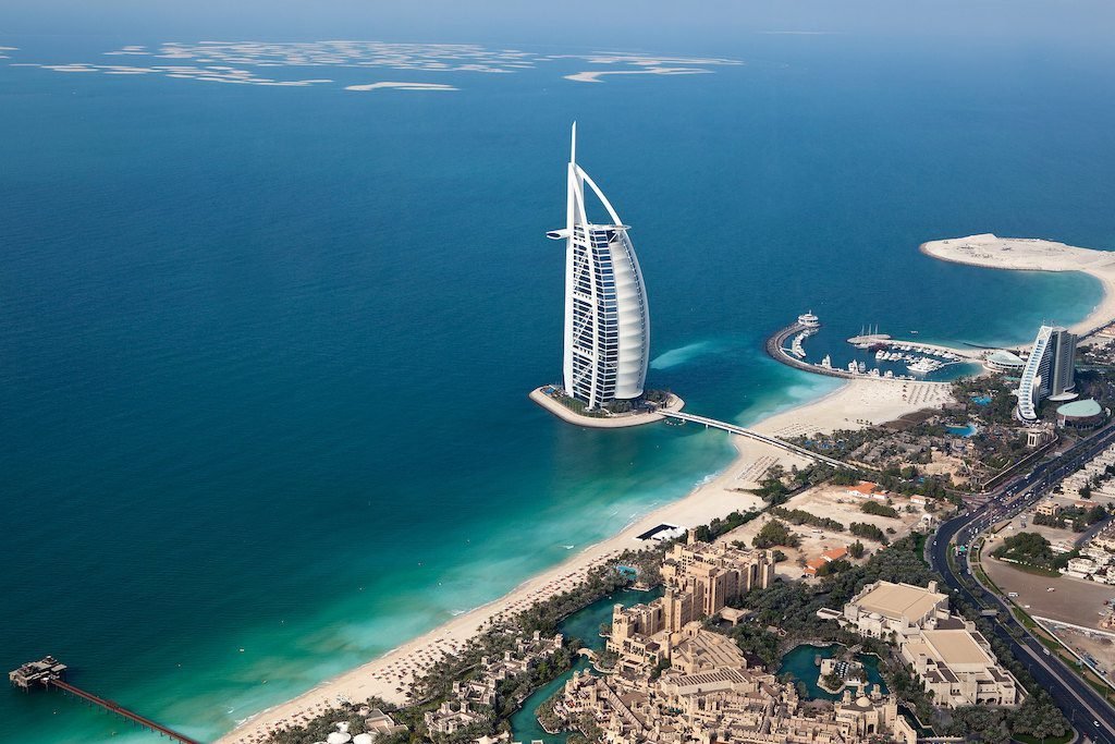 UAE Hotels Give Up on Q4, Hope for 2027 Recovery