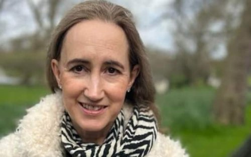 Sophie Kinsella, la scrittrice inglese rivela di avere un tumore