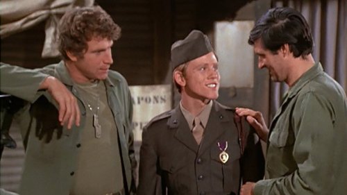 The Transitional M*A*S*H Episode That Had Network Executives Steaming - /Film