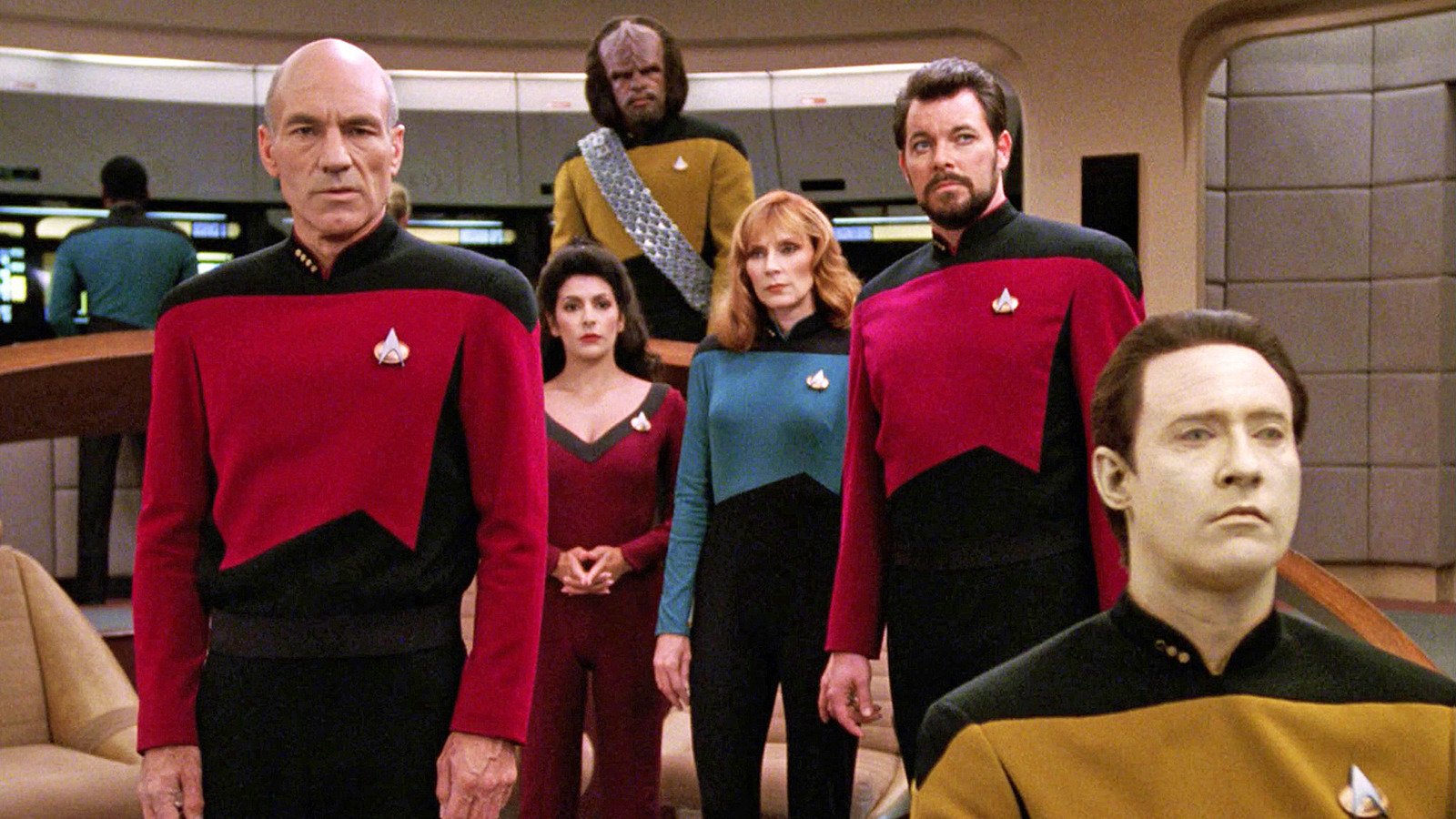 One Of The Weirdest, Most Controversial Star Trek Episodes Demands A ...