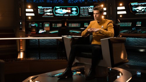 Spock And Kirk's First Star Trek: Strange New Worlds Meeting Is Something The Writers Are Taking Very Seriously