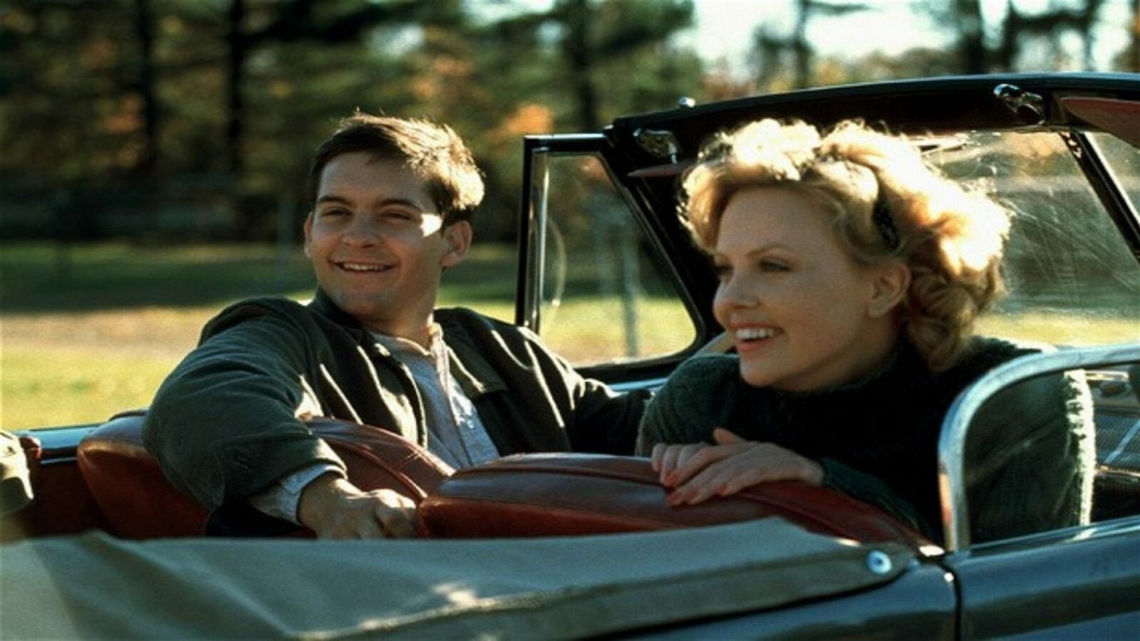 Charlize Theron And Tobey Maguire Had Some Issues On The Set Of The Cider House Rules - /Film
