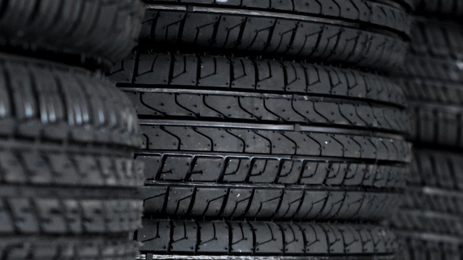Here's What Those Little Rubber Hairs On Car Tires Are For