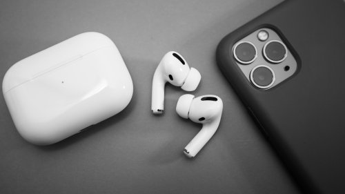 target apple ear pods