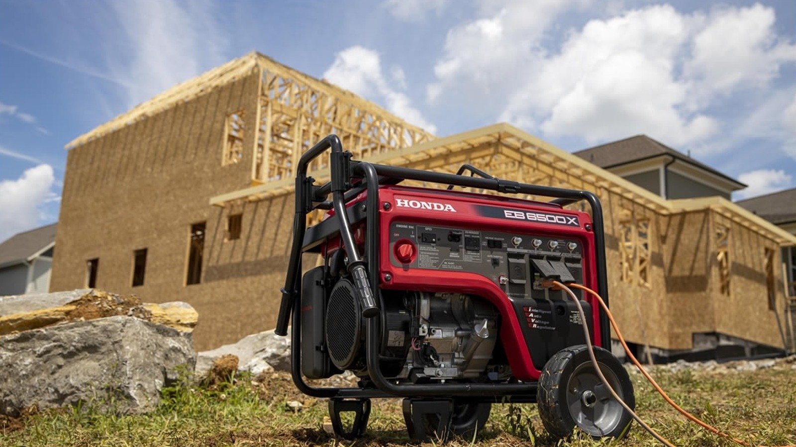 Honda Vs. Yamaha Generators: How Do They Compare In Price & Power?