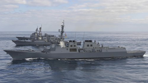 12 Of The Most Powerful Navy Destroyers In The World