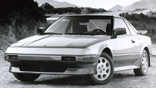 Why It's Time For Toyota To Resurrect The Beloved MR2