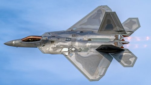 What Is The F-22 Raptor Made Of?