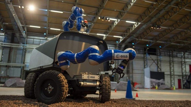This remote-control robot takes its orders from space - SlashGear