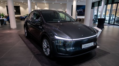 3 Luxury SUVs You Should Avoid When Shopping For A Used Car